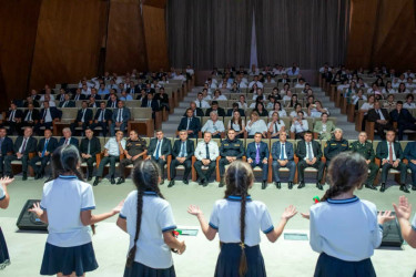 Şəmkirdə Dövlət Suverenliyi Gününə həsr olunmuş “Suverenliyə gedən Zəfər yolu” mövzusunda tədbir keçirildi