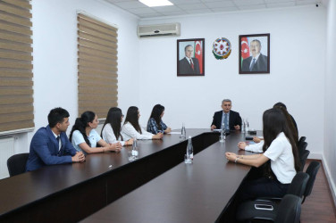 Şəmkir Rayon İcra Hakimiyyətində könüllü fəaliyyətini başa vuran gənclərlə görüş keçirildi.