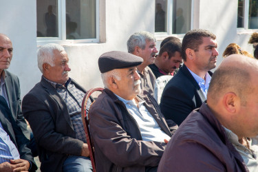 Təzəkənd kəndində sakinlərimizlə keçirilən səyyar qəbul-görüş