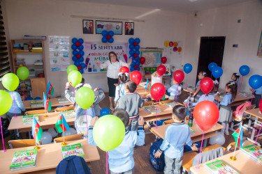 Yeni dərs iliniz mübarək olsun, əziz şagird və müəllimlər, hörmətli valideynlər!