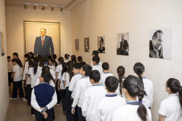 Şəmkirdə 3 oktyabr – Ümummilli Lider Heydər Əliyevin Prezident seçilməsi ilə bağlı tədbir keçirilib.