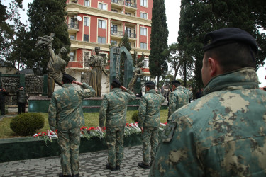 20 Yanvar faciəsi qurbanlarının xatirəsi Şəmkirdə silsilə tədbirlərlə anılıb