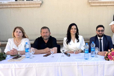 Bu gün məzunlar üçün “Son zəng” çalınıb
