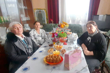 8 Mart - Beynəlxalq Qadınlar Günü münasibətilə şəhid anaları və xanımlar evlərində ziyarət olundu