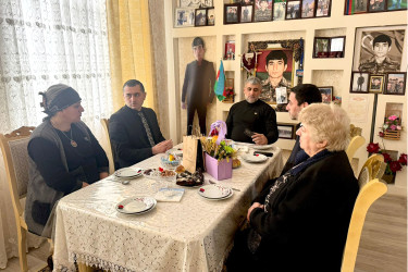 8 Mart - Beynəlxalq Qadınlar Günü münasibətilə şəhid anaları və xanımlar evlərində ziyarət olundu
