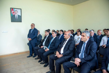 Ucqar dağ kəndlərimizdən olan Dağ Cəyirdə sakinlərimizlə səyyar qəbul keçirildi