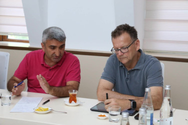 Şəmkir Rayon İcra Hakimiyyətində Ekologiya və Təbii Sərvətlər Nazirliyinin və Asiya İnkişaf Bankının nümayəndə heyəti ilə görüş keçirilib