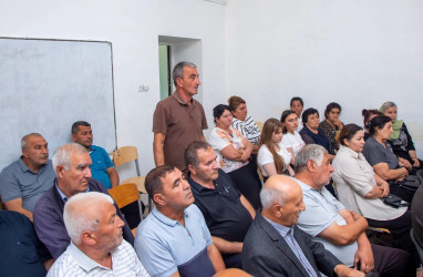 Əliyaqublu kəndində sakinlərimizlə görüş keçirildi