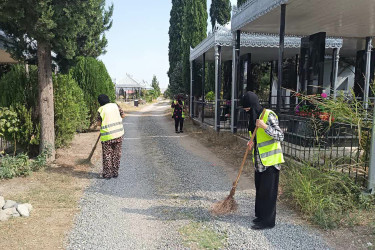 Şəmkirdə xatirə komplekslərində, xiyabanlarda və qəbiristanlıqlarda iməcilik keçirildi, abadlıq işləri görüldü