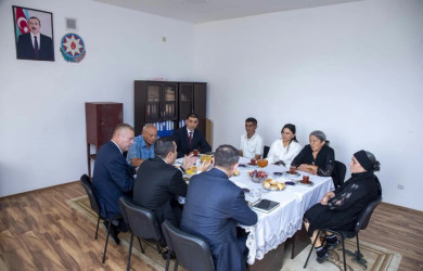 Şəhidlər və Qasımallılar kəndindən olan şəhid ailələrimizlə görüş keçirildi