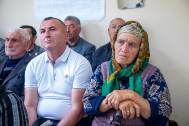Yuxarı Çaykənd kəndində sakinlərlə görüş keçirildi