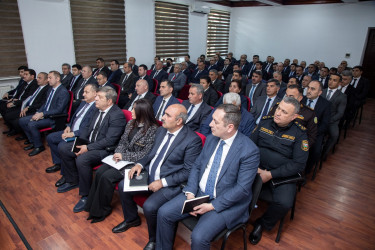 Səmkir rayonunda qış mövsümünə hazırlıqla bağlı iclas keçirildi