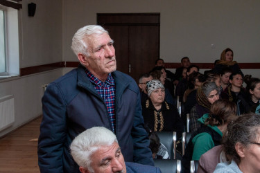 Kür qəsəbəsində sakinlərimizlə səyyar qəbul keçirildi
