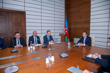 Şəmkirdə kənd təsərrüfatı sahəsində fəaliyyət göstərən sahibkarlarla görüş keçirilib