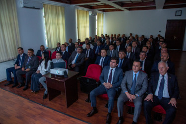 Şəmkirdə “Qərbi Azərbaycan irsi” kitabının təqdimat mərasimi oldu.