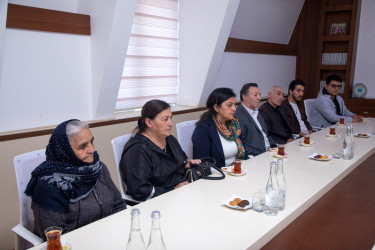 Şəmkirdə Aprel döyüşləri şəhidlərinin ailələri və qazilərlə görüş keçirilib