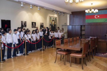 Şəmkirdə 3 oktyabr – Ümummilli Lider Heydər Əliyevin Prezident seçilməsi ilə bağlı tədbir keçirilib.