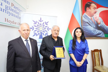 𝐔𝐥𝐮 Ö𝐧𝐝ə𝐫 𝐇𝐞𝐲𝐝ə𝐫 Ə𝐥𝐢𝐲𝐞𝐯𝐢𝐧 𝟏𝟒 𝐢𝐲𝐮𝐥𝐝𝐚 𝐡𝐚𝐤𝐢𝐦𝐢𝐲𝐲ə𝐭ə 𝐠ə𝐥𝐢𝐬̧𝐢 𝐀𝐳ə𝐫𝐛𝐚𝐲𝐜𝐚𝐧 𝐝𝐨̈𝐯𝐥ə𝐭𝐜̧𝐢𝐥𝐢𝐲𝐢𝐧𝐢𝐧 𝐭ə𝐦ə𝐥𝐢𝐧𝐢 𝐪𝐨𝐲𝐝𝐮