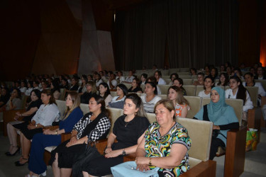 Şəmkirdə “Heydər Əliyev və Azərbaycan dili” mövzusunda tədbir keçirilib.