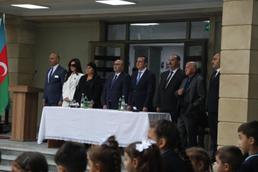 Əhməd Cavad adına tam orta ümumtəhsil məktəbi yenidənqurma və əsaslı təmir işlərindən sonra müəllim və şagirdlərin istifadəsinə verildi.