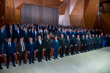 Şəmkirdə Ulu Öndər Heydər Əliyevin anadan olmasının 102-ci ildönümü münasibətilə tədbir keçirildi