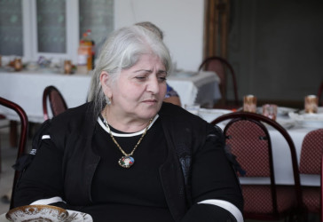 Rəşad Tağıyev Beynəlxalq Ailə Günündə şəhid anasını 80 illik yubileyi münasibətilə ziyarət edib