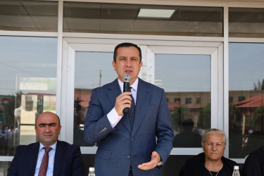 Bu gün məzunlar üçün “Son zəng” çalınıb. 14 İyun 2025