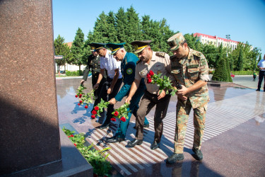 Şəmkirdə Xüsusi dövlət mühafizəsi sahəsində çalışan əməkdaşların peşə bayramı qeyd olunub.