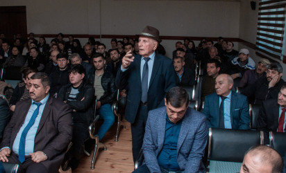 Kür qəsəbəsində sakinlərimizlə səyyar qəbul keçirildi
