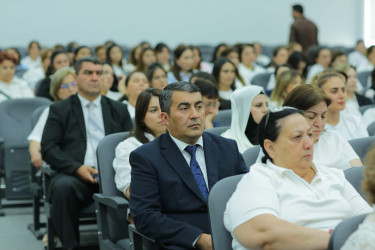 Şəmkirdə təhsil işçilərinin ənənəvi sentyabr konfransı keçirilib