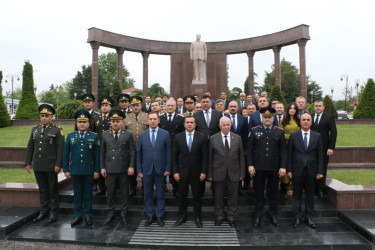 Şəmkirdə xalqımızın Ümummilli Lideri Heydər Əliyevin anadan olmasının 101-ci ildönümü münasibətilə tədbir keçirilib