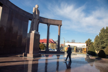 İqtisadiyyat nazirinin birinci müavini Şəmkirdə vətəndaşları qəbul edib