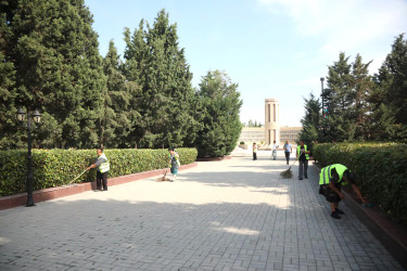 Şəmkirdə xatirə komplekslərində, xiyabanlarda və qəbiristanlıqlarda iməcilik keçirildi, abadlıq işləri görüldü