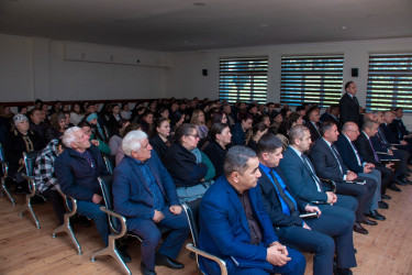 Kür qəsəbəsində sakinlərimizlə səyyar qəbul keçirildi