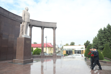 Şəmkirdə 1 oktyabr – Prokurorluq işçilərinin peşə bayramı günü qeyd olunub