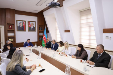 Rəşad Tağıyev DATÜB-ün baş katibi və Milli Qəhrəman İsgəndər Aznaurovun ailə üzvlərini qəbul edib