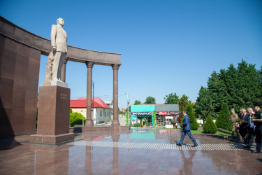 Şəmkirdə “Heydər Əliyev və Azərbaycanda ordu quruculuğu” mövzusunda Silahlı Qüvvələr Gününə həsr olunmuş tədbir keçirilib