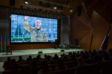 Şəmkirdə Dövlət Suverenliyi Gününə həsr olunmuş “Suverenliyə gedən Zəfər yolu” mövzusunda tədbir keçirildi
