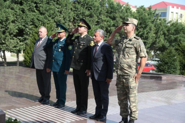 Xüsusi dövlət mühafizəsi sahəsində çalışan əməkdaşların peşə bayramı qeyd olunub