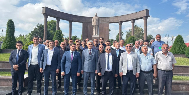 Şəmkirdə Su Təsərrüfatı və Meliorasiya İşçilərinin Peşə Bayramı qeyd olunub.