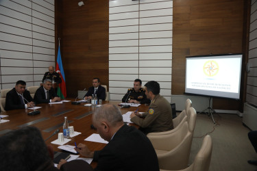 Fövqəladə halların qarşısının alınması və nəticələrinin aradan qaldırılması məsələləri müzakirə olunub.