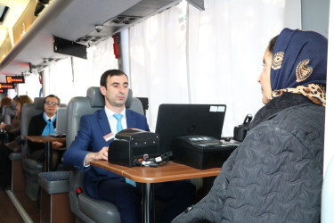 Səyyar ASAN Avtobus Şəmkirdə sakinlərinə asan xidmət davam etdirir.