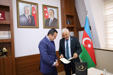 Rəşad Tağıyev DATÜB-ün baş katibi və Milli Qəhrəman İsgəndər Aznaurovun ailə üzvlərini qəbul edib