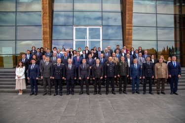 Şəmkirdə Ulu öndər Heydər Əliyevin anadan olmasının 99-cu ildönümü münasibətilə elmi-praktiki konfrans təşkil olunub