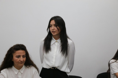 Şəmkir Rayon İcra Hakimiyyətində könüllü fəaliyyətini başa vuran gənclərlə görüş keçirildi.