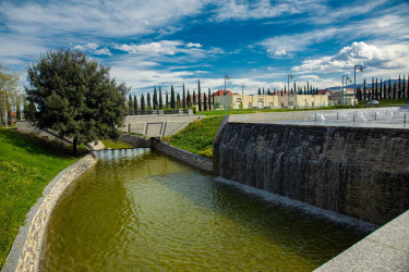“Şəhərsalma və Memarlıq İli” çərçivəsində Şəmkir şəhərində yerləşən fəvvarələrdə təmir-bərpa işləri aparıldı